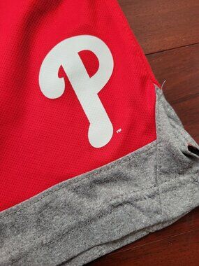 Philadelphia Phillies Logo Red Athletic Shorts - Youth Size Large 10/12